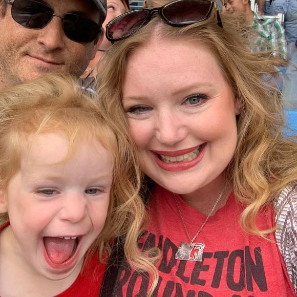 Meet your Posher, Dani - Picture 1 of 1